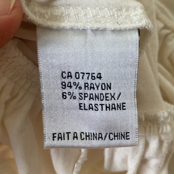 White Ruffled Blouse - Picture 4 of 4